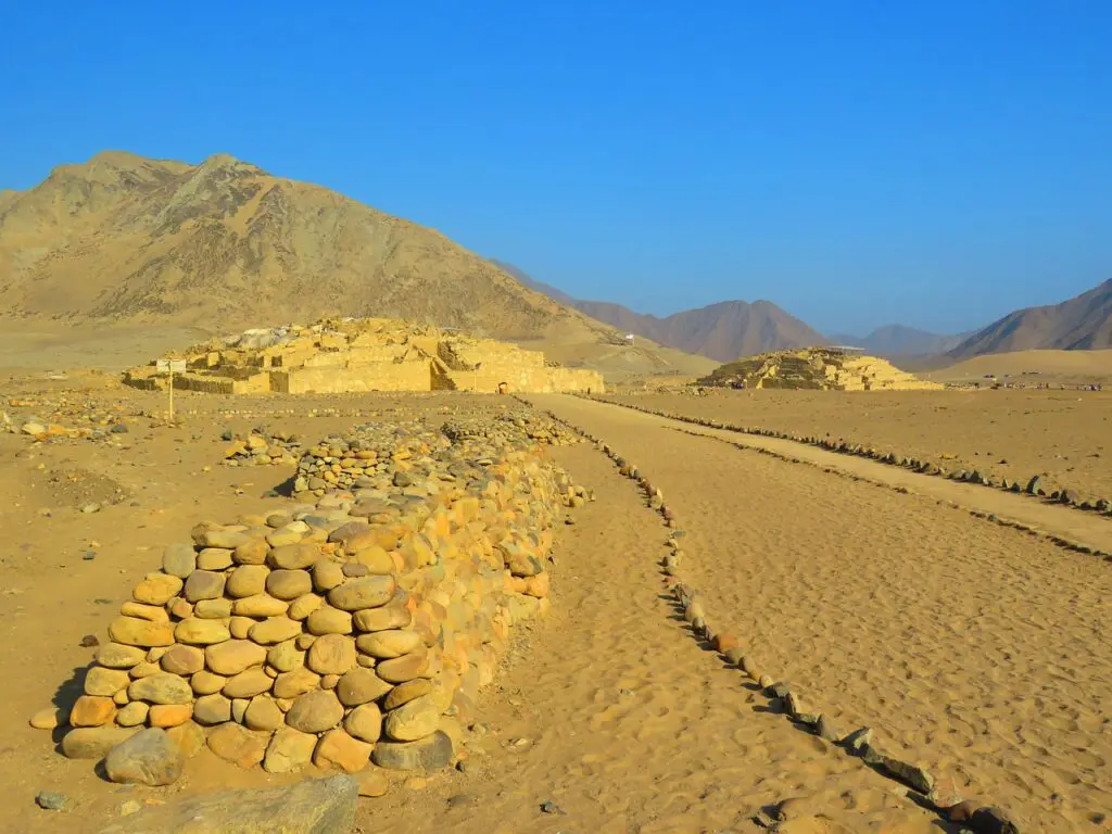 Escavações revelam uma cidade perdida com milhares de anos 2 pyramid 1626352 1280