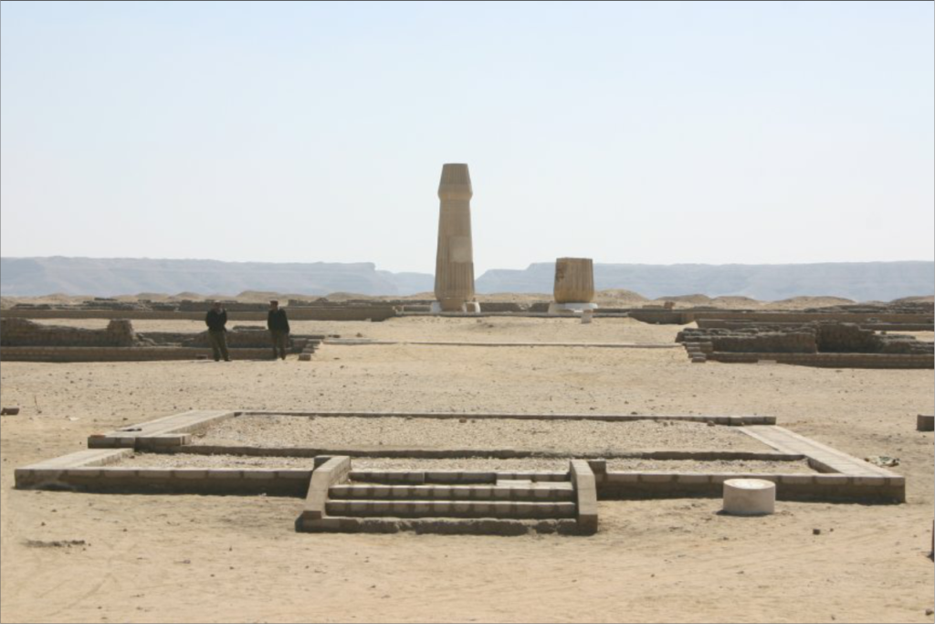 As 10 maiores descobertas arqueológicas do Egito antigo 3 akhenaton
