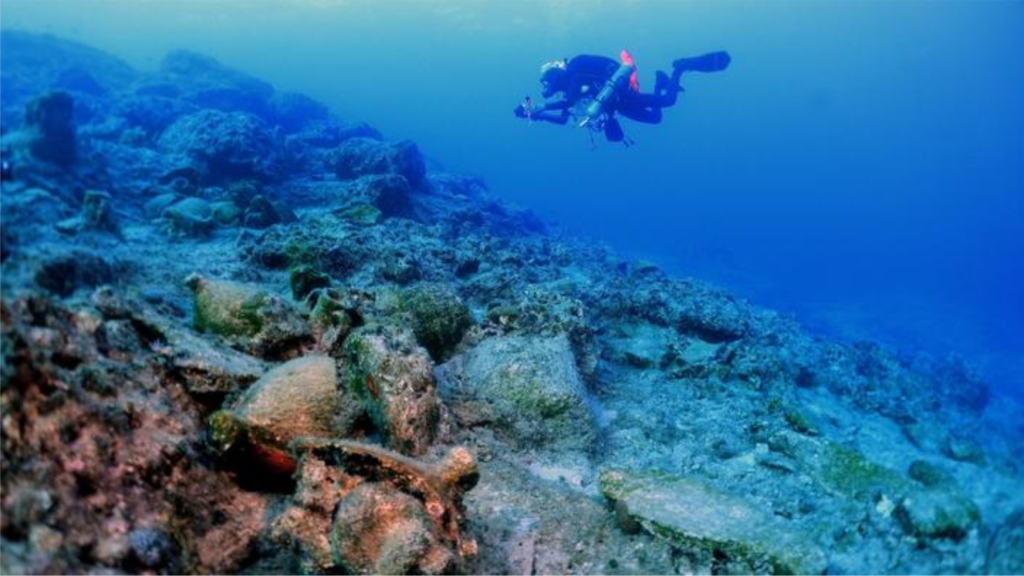 Antigos naufrágios descobertos com relíquias no fundo do Mar Egeu 2 naufragio mar egeu 1