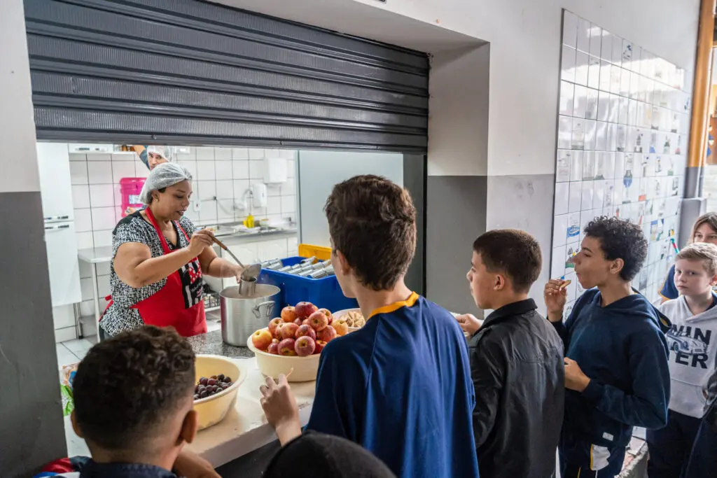 Com investimento de R$ 78 milhões, Fundepar entrega nova remessa de alimentos às escolas 2 esc 2