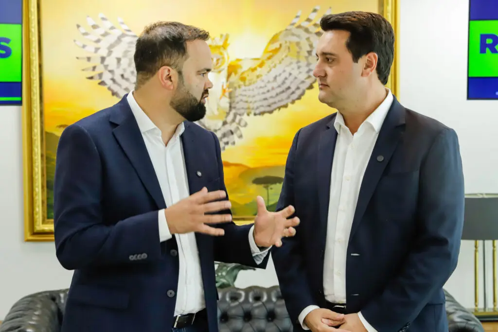 Governador anuncia pacote para educação com novas escolas, ampliações e placas solares 2 Governador 2
