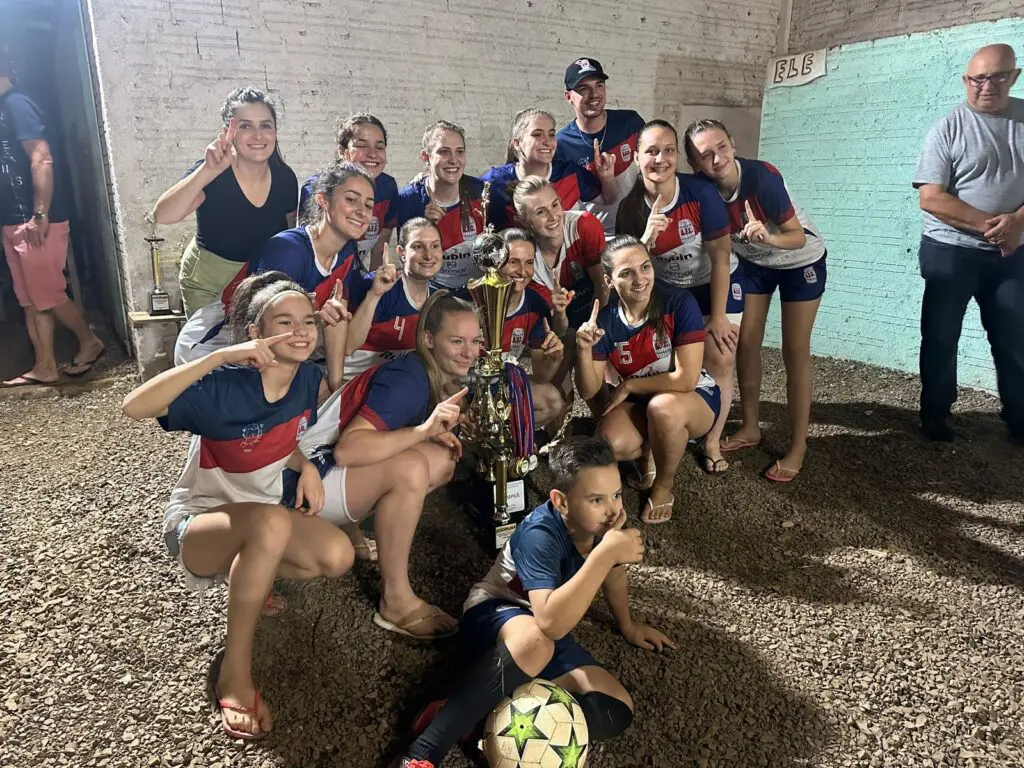 São José do Cedro coroa os campeões do futebol suíço 2 futebol suico