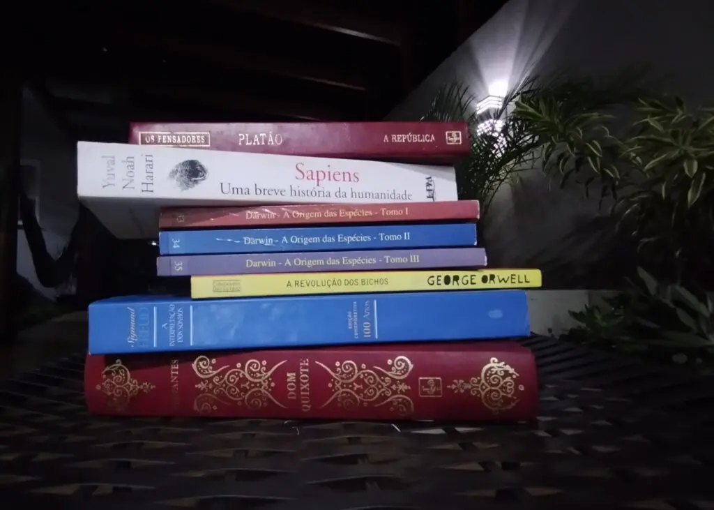 Os 7 livros mais geniais escritos por gênios da humanidade 2 livros mais geniais 2 1