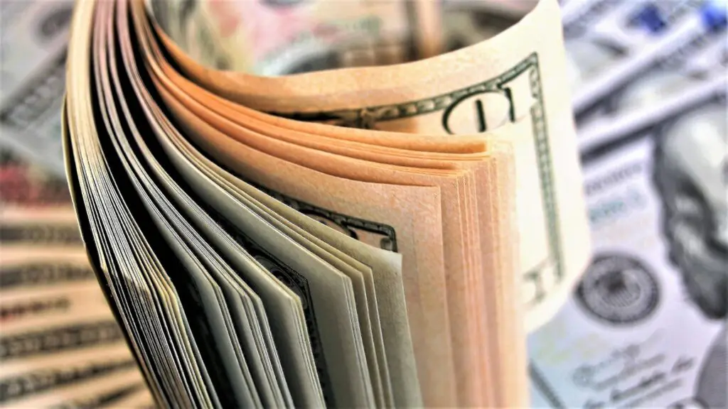 Peso argentino atinge piso histórico de 1.280 por dólar 3 peso argentino