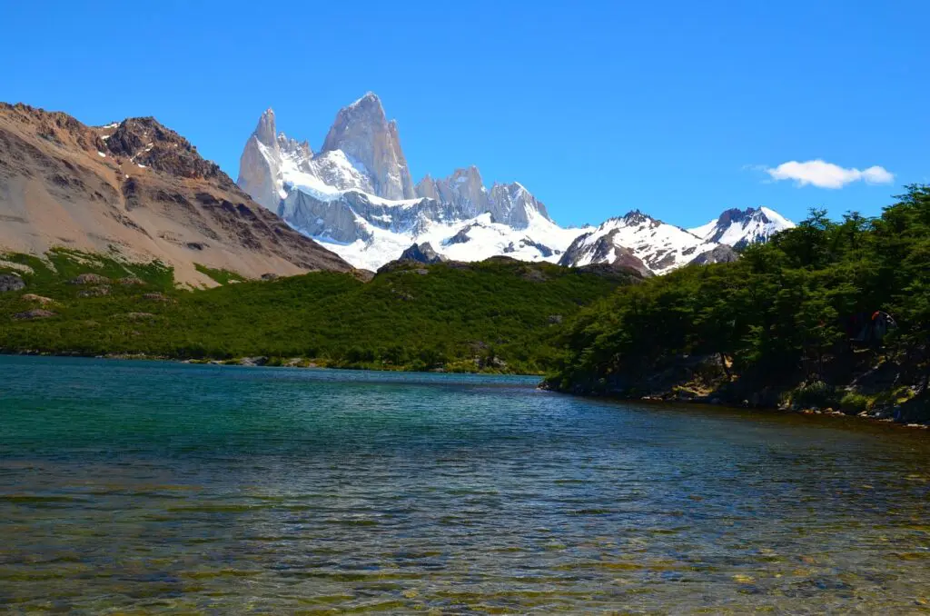 20 lugares incríveis para conhecer na América do Sul 11 torres del paine 322706 1920