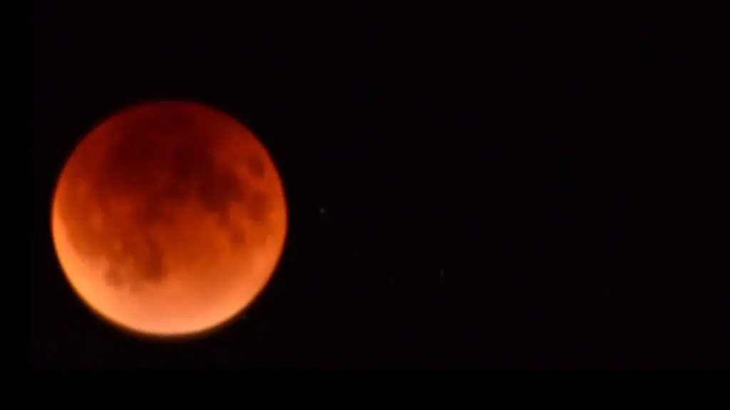 Eclipse lunar nesta terça-feira (17/09) 2 Eclipse lunar