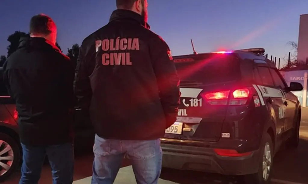 Criminoso é preso em flagrante após sequestrar e estuprar criança de 8 anos 2 Segundo a polícia a criança ia para a escola quando foi abordada pelo criminoso e obrigada a entrar em um veículo
