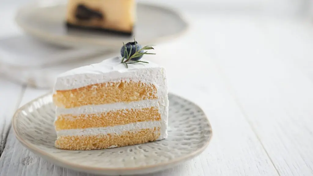 Bolo quatro leites cremoso e irresistível para qualquer ocasião 2 bolo quatro leites