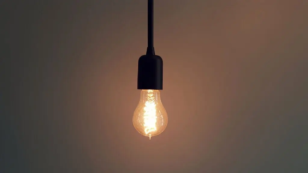 Quem inventou a lâmpada? 3 lâmpada