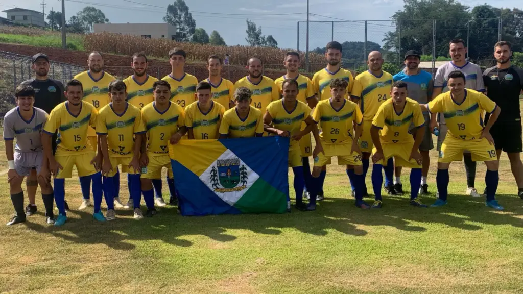 Bom Jesus do Sul empata em sua estreia na Taça Sudoeste de Futebol 2 A partida aconteceu no Complexo Esportivo Justino Schmitz, no último domingo, onde a equipe de Bom Jesus do Sul enfrentou a equipe de Enéas Marques