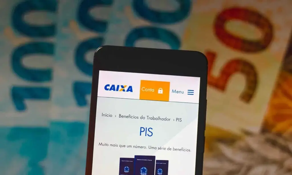 Dinheiro esquecido do PIS/Pasep começa a ser pago nesta sexta 5 Mais de 10 milhões de brasileiros têm dinheiro esquecido na conta do antigo fundo. Governo calcula que o saldo médio disponível para saque é de R$ 2,8 mil por pessoa