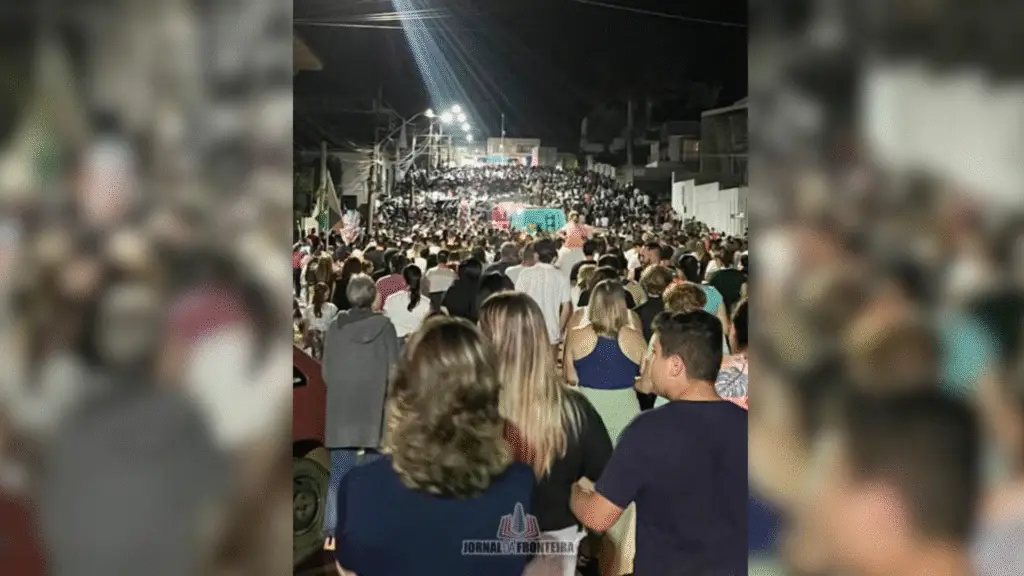 Mais de 5 mil pessoas participam da 46ª Via Sacra da Integração 27 crys 24 4