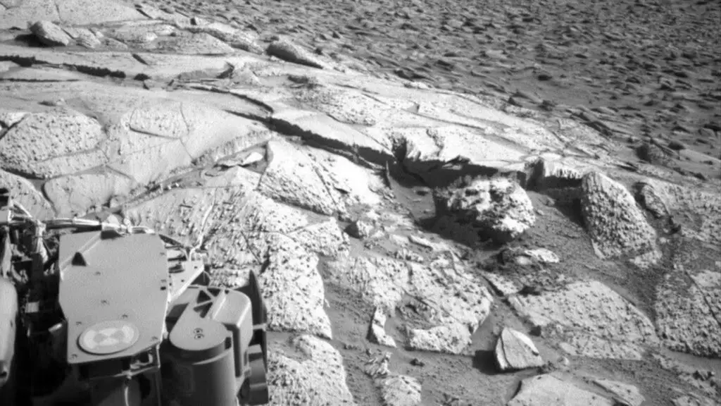 Robô da Nasa enfrenta terreno perigoso em Marte e revela passagem pelo "Portão do Diabo" 2 Robô da Nasa