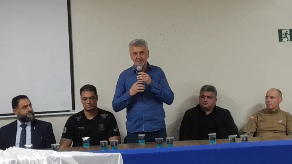 SESP PR acompanha posse e entrega carta constitutiva ao CONSEG/CIF 2 crys