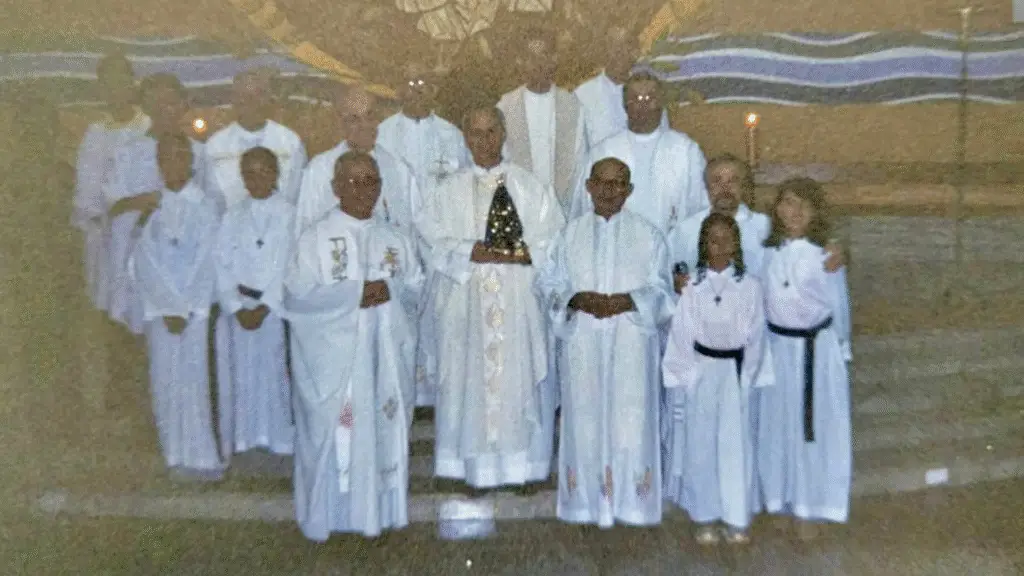 Papa Leão XIV tem ligação com o Paraná desde sua visita em 2004 7 crys 8 5