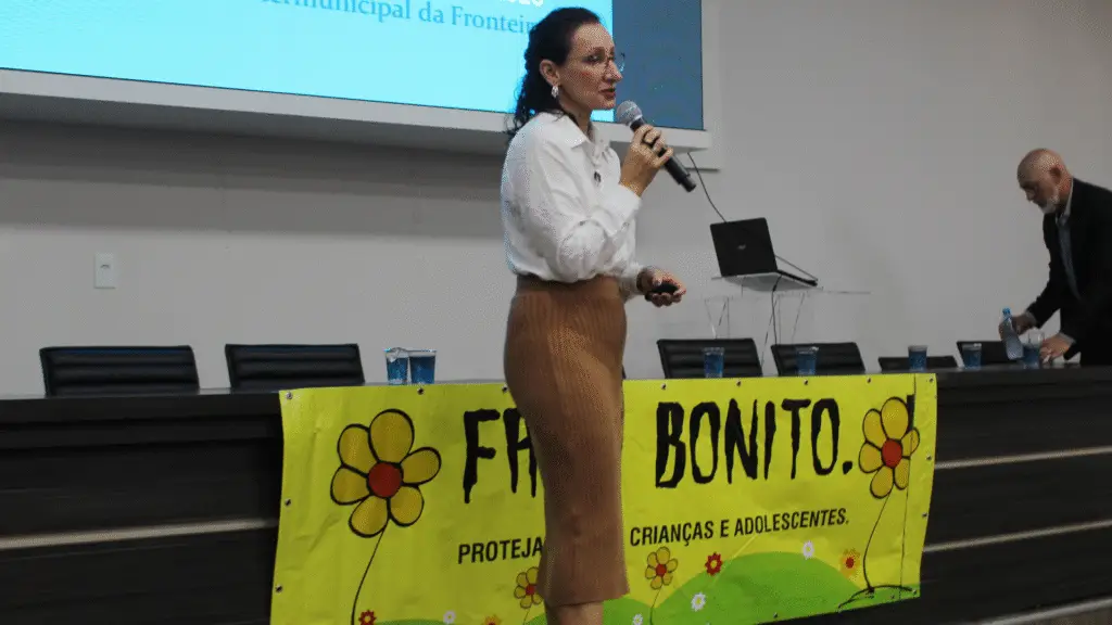Fórum da Paz reúne autoridades da Tri Fronteira 10 crys 9 10