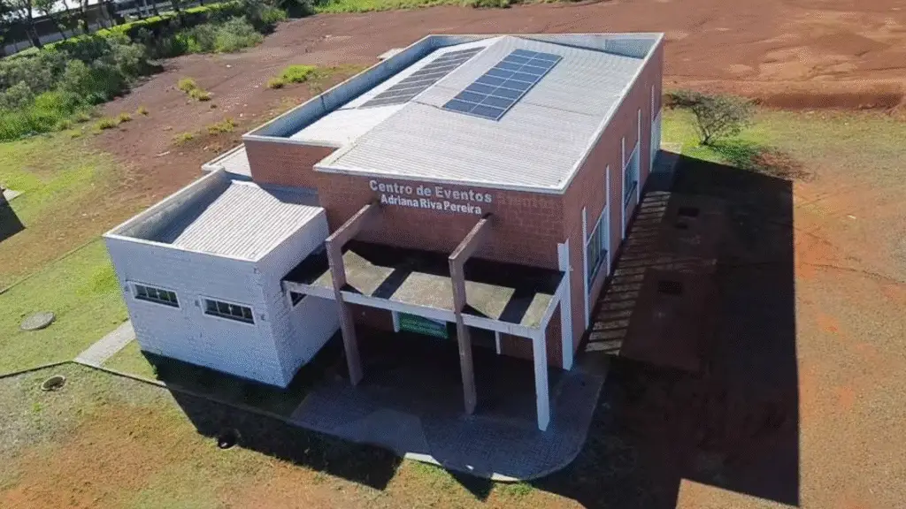 Mais de R$ 630 mil são investidos em painéis solares em Barracão 3 Mais de R$ 630 mil são investidos em painéis solares em Barracão