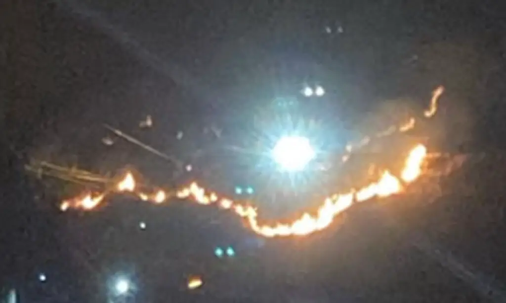 Incêndio atinge instalações do aeroporto de Dionísio Cerqueira 3 O incêndio teria sido provocado por indivíduos que haviam ingressado clandestinamente na área do aeroporto