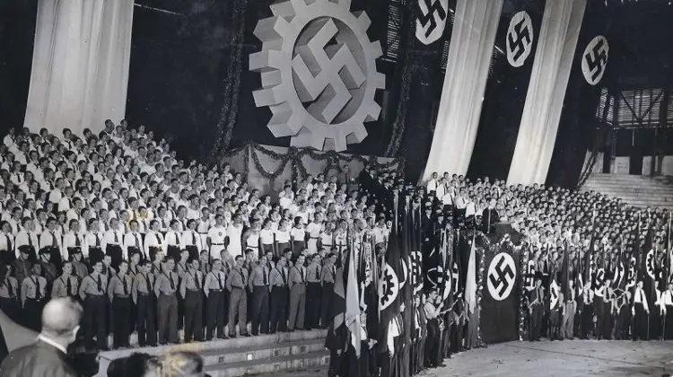 Nazi Arg rally 2 750