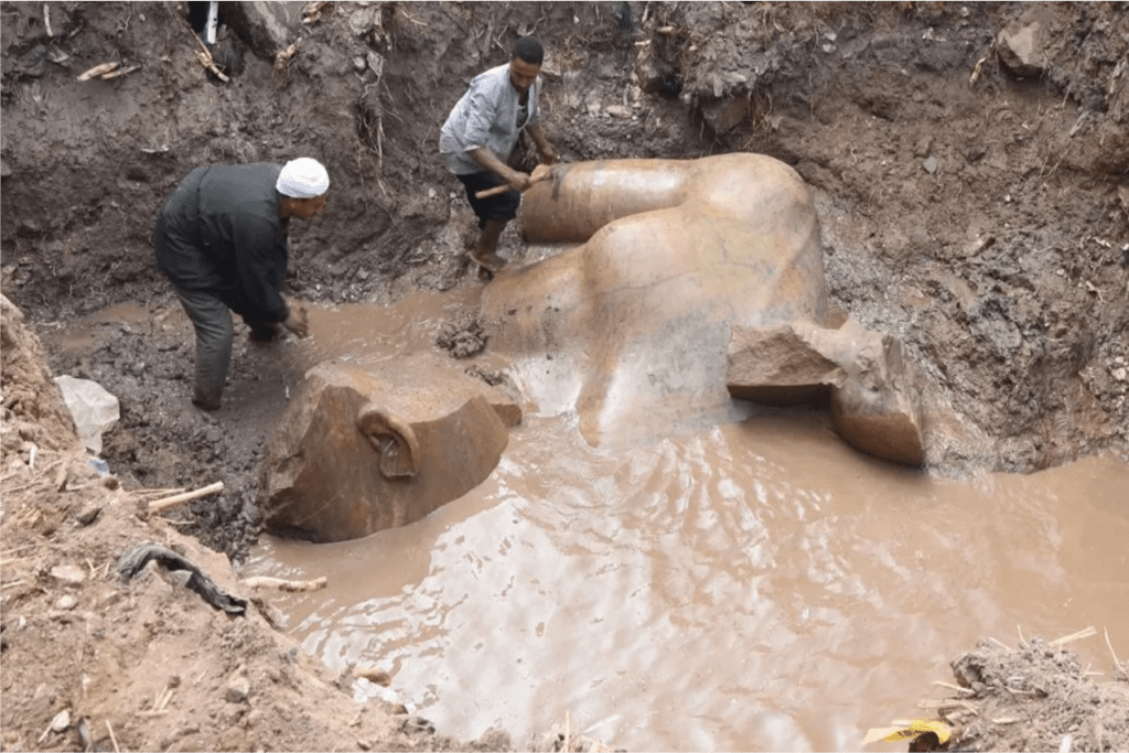 A estátua perdida do faraó Ramsés II é encontrada no Cairo
