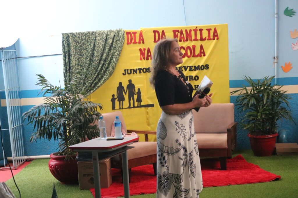 Recentemente realizou-se mais uma etapa do Projeto Literacia, idealizado por Terezinha Osmari Bagatini, da Editora Mais que Palavras, de São Miguel do Oeste.
