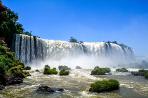 Descubra os 5 destinos imperdíveis para viajar no Paraná