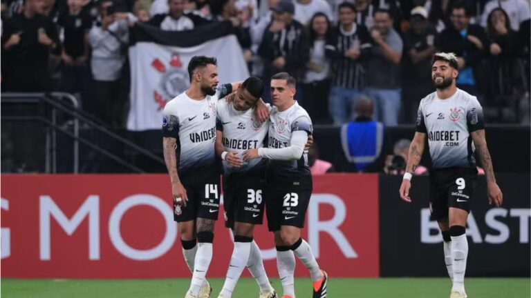 Corinthians brilha em casa e redime derrota com atuação de gala na Copa Sul-Americana