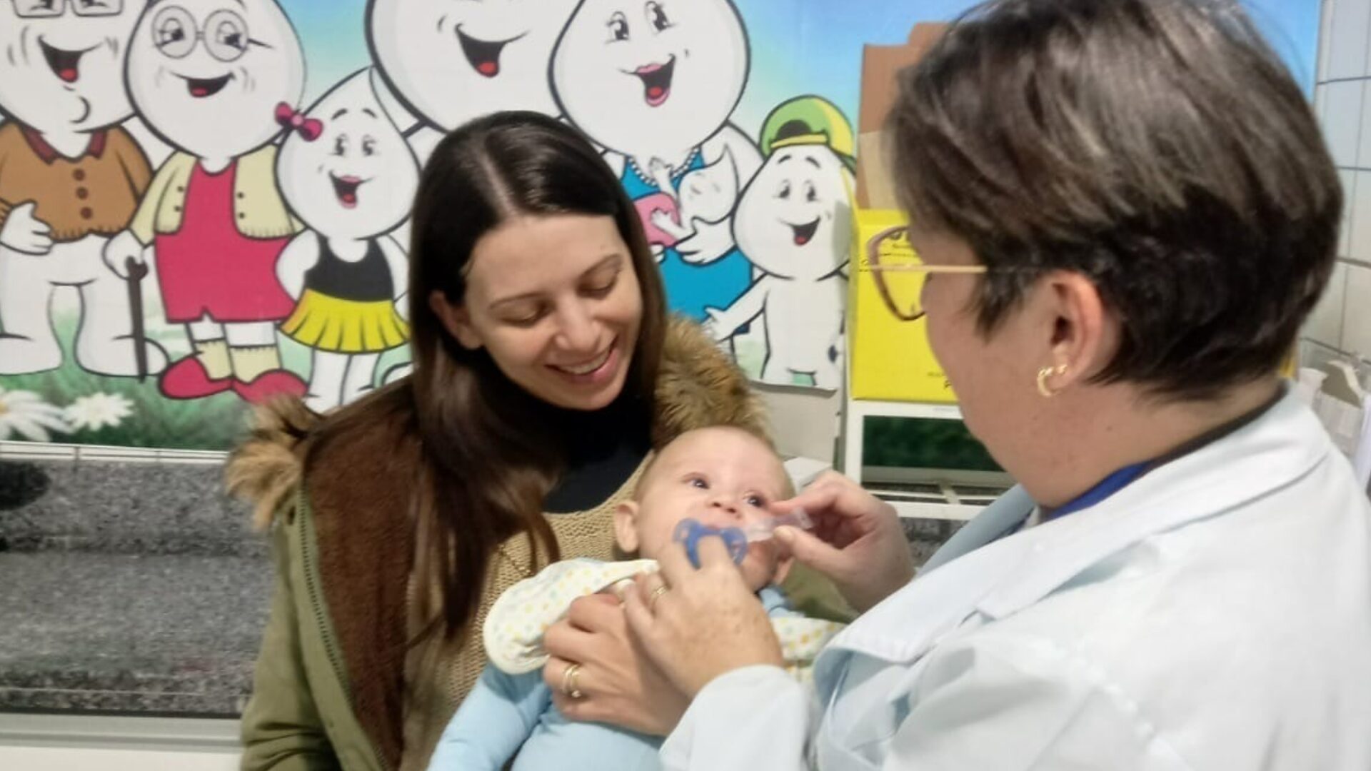 Campanha contra a paralisia infantil alcança meta de vacinação