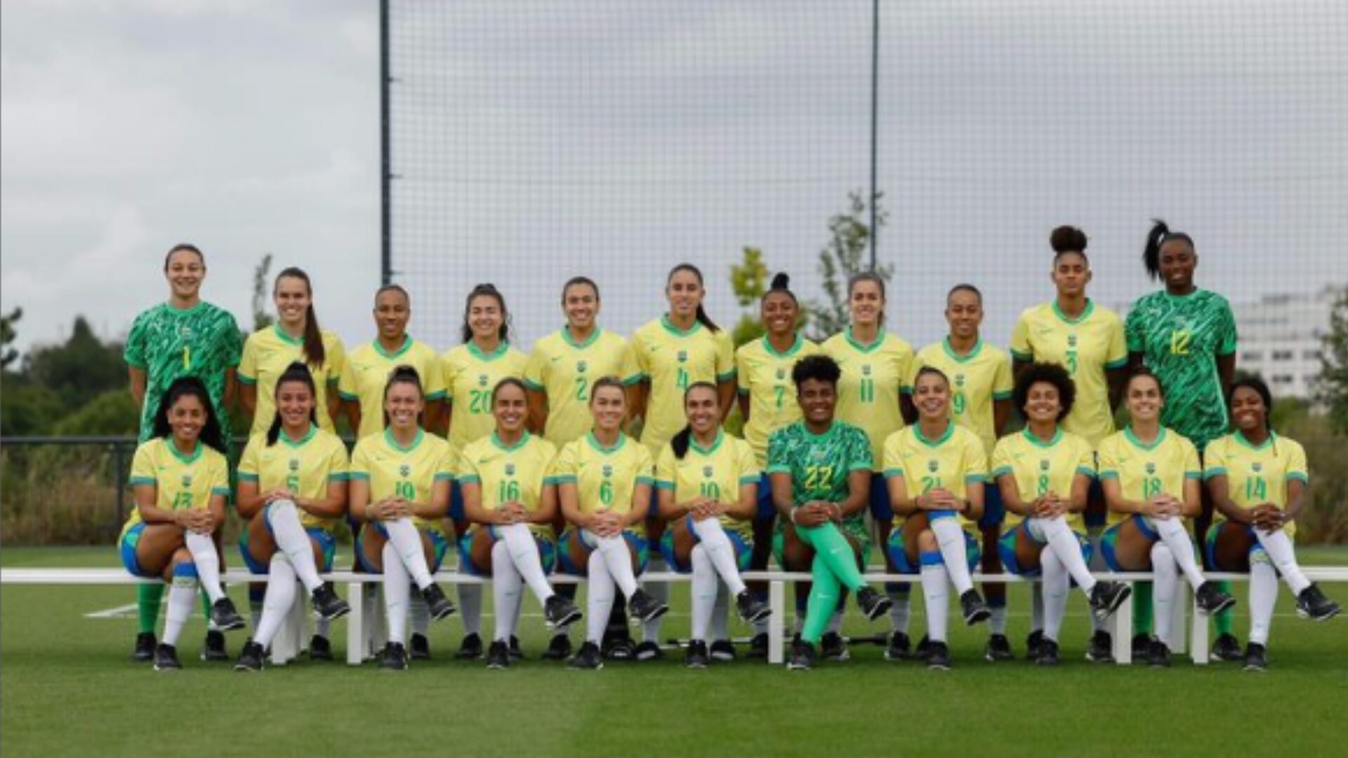 EUA vencem Brasil e conquistam ouro olímpico no futebol feminino