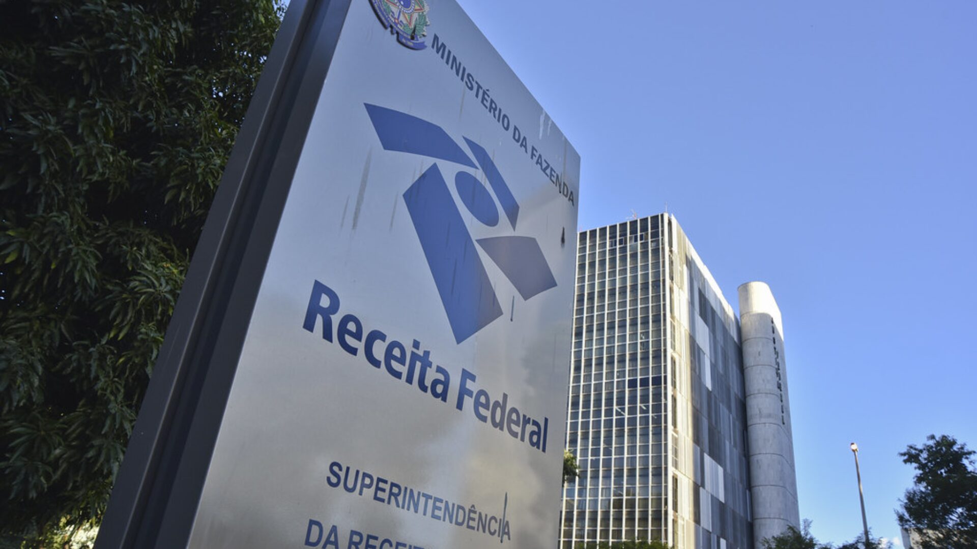 Receita libera quarto lote de restituição para milhões de contribuintes