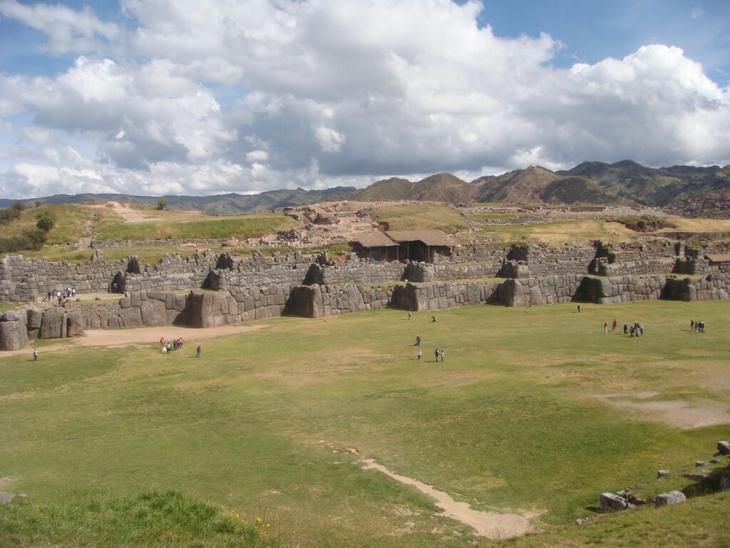 sacsayhuaman