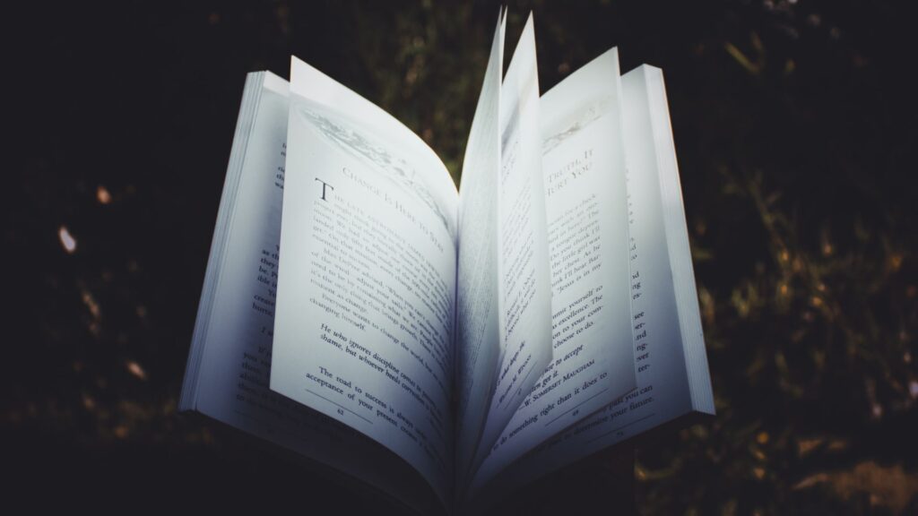 50 livros que falam sobre a adolescência