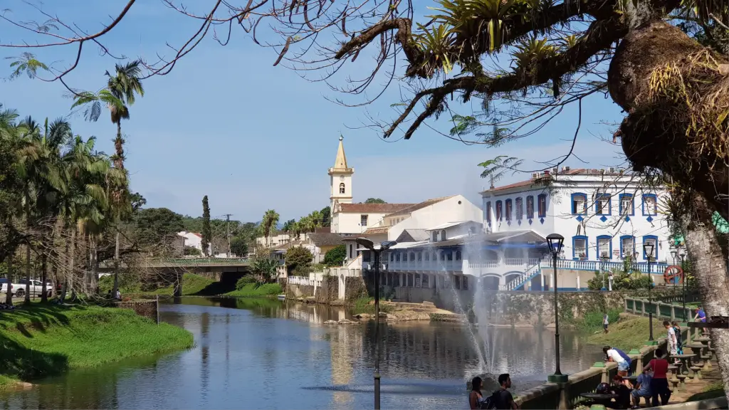 10 cidades do interior do Paraná com lugares deslumbrantes que você precisa conhecer 3 morretes