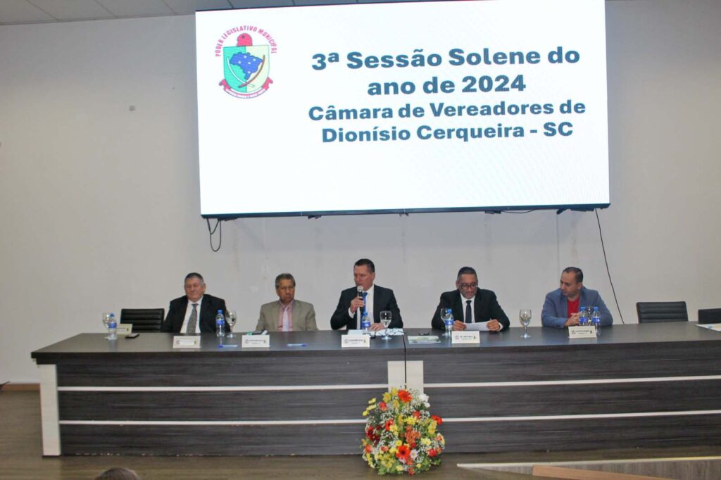 Legislativo de Dionísio Cerqueira presta novas homenagens em sessão solene 2 Jornal da Fronteira Sessao Solene 2