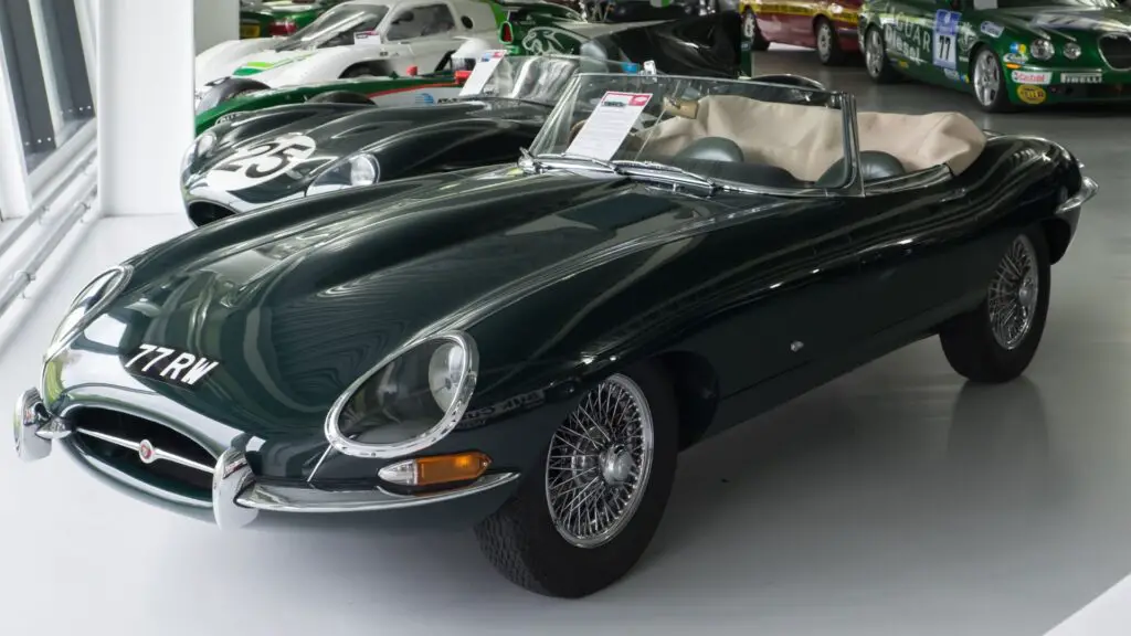 Os 10 carros mais bonitos do mundo 3 carros