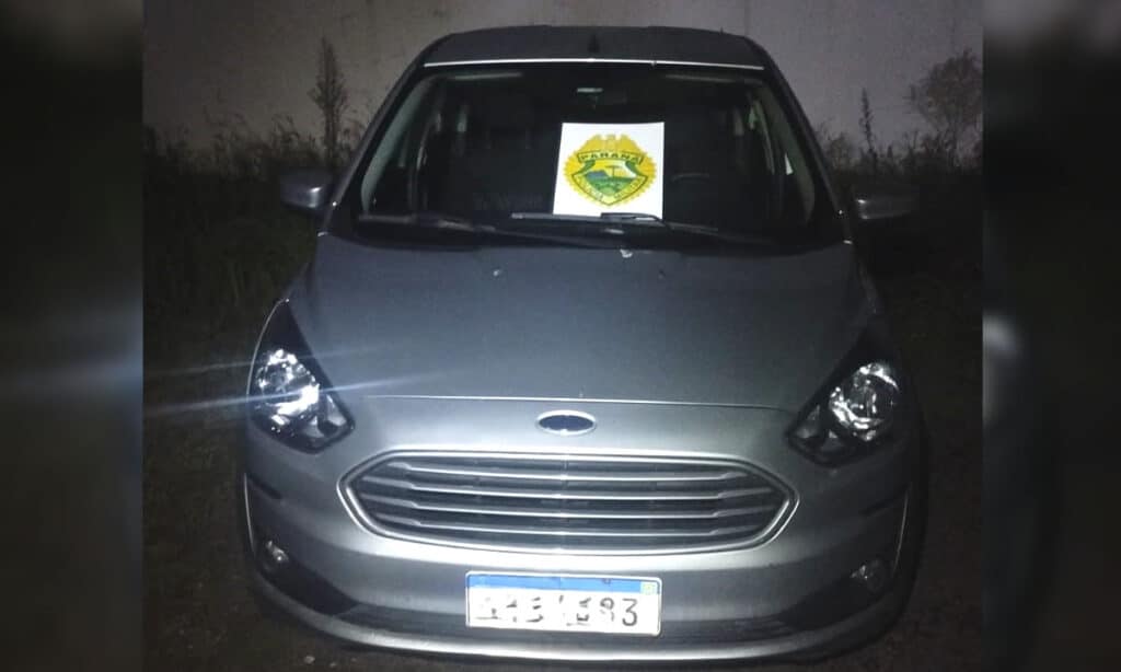 PM de Barracão apreende menor com veículo roubado em Pato Branco 2 Aos policiais o menor disse que o veículo havia sido roubado a um motorista de aplicativo