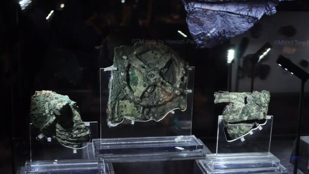 10 objetos mais estranhos encontrados em escavações arqueológicas 2 escavações