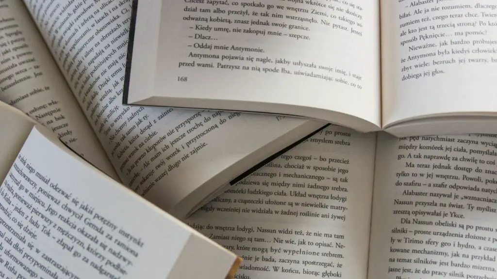 Os melhores livros de poesia da Amazon para presentear 2 livros de poesia