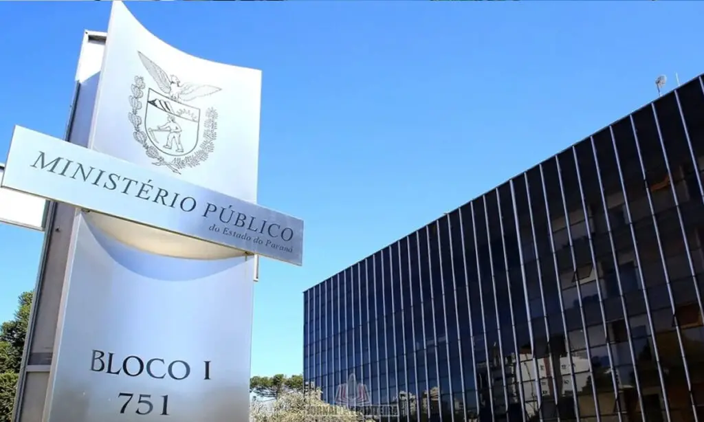 MPPR recomenda exoneração de secretário condenado por assédio em Ampére 2 Recomendação foi expedida a partir de inquérito civil instaurado pelo MP pelo fato de o secretário haver sido condenado pelo Tribunal de Justiça do Paraná