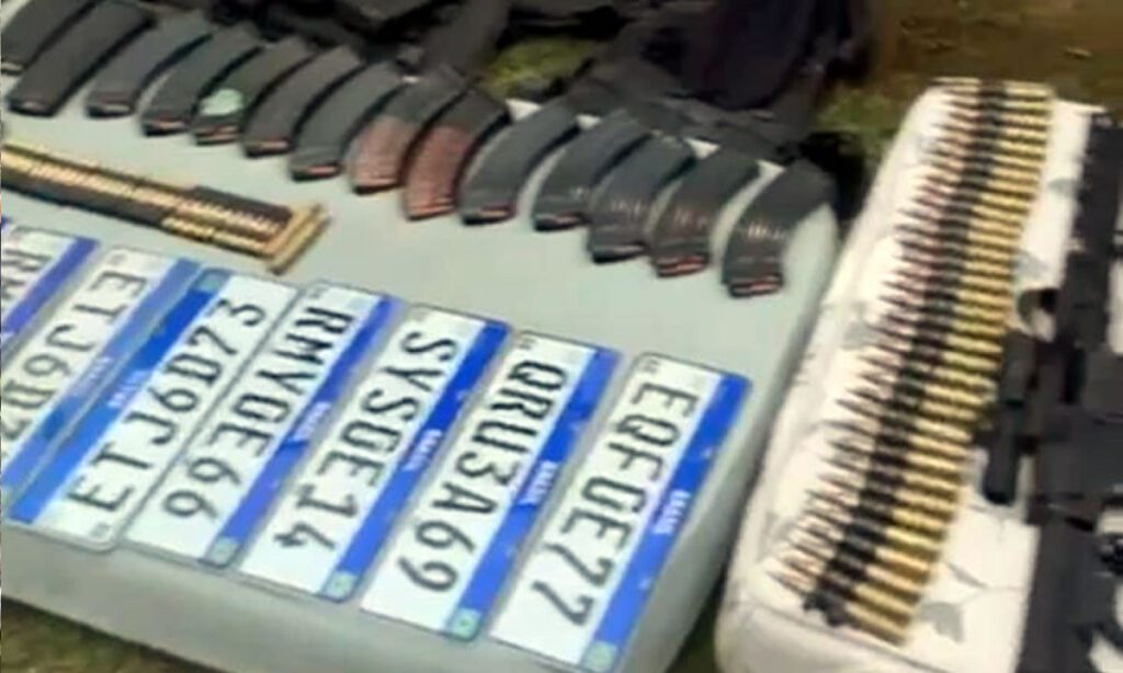 6 bandidos morrem em confronto após Polícia invadir QG de quadrilha responsável por assalto a carro-forte 3 O confronto com os bandidos ocorreu em uma chácara na região de Ponta Grossa, onde a quadrilha se preparava para executar um roubo de grande impacto