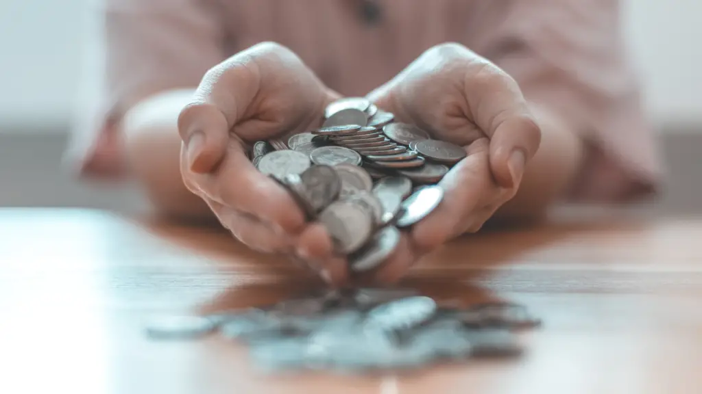BRICS estuda possibilidade de uma nova moeda 2 BRICS discute criação de moeda própria para reduzir a dependência do dólar. Alternativa viável ou desafio econômico? Entenda os impactos e desafios da BRICS Moeda.