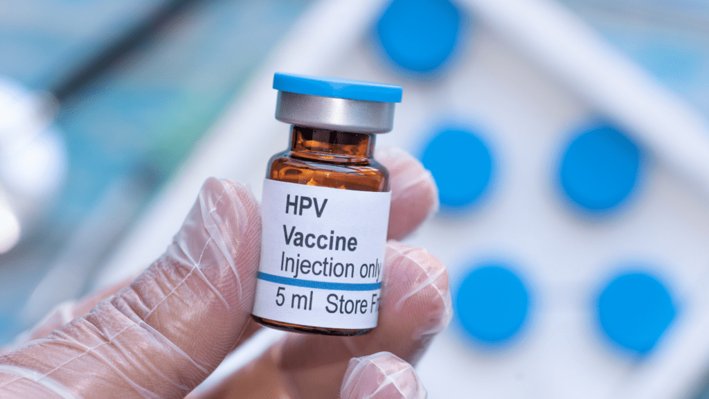Vacina contra HPV chega a jovens de 15 a 19 anos no Paraná