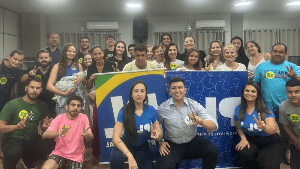 PL Jovem cerqueirense inicia atividades com primeira reunião oficial 3 O PL Jovem de Dionísio Cerqueira realizou sua primeira reunião, destacando a importância da participação da juventude na política.