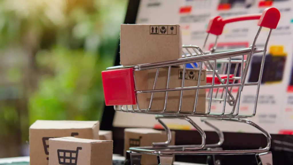 Gastos com cartões de crédito crescem 8% em 2024, o impacto das compras digitais e alta renda 2 O relatório sobre hábitos de consumo do quarto trimestre de 2024 revela aumento de 8% nos gastos com cartões de crédito, impulsionado por compras digitais e pelo público de alta renda. Saiba como os setores de estética, transporte e alimentação foram os principais beneficiados.
