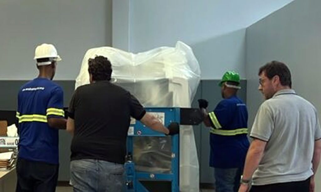 Os aparelhos que permitem a realização dos exames foram doados pelo Itaipu Binacional ao Ceonc. O investimento para aquisição do equipamento foi de cerca de R$ 8 milhões