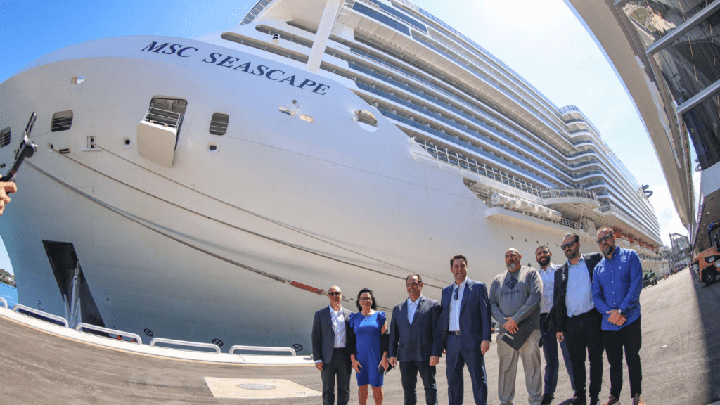 O município de Paranaguá, no litoral do Paraná, receberá um terminal exclusivo para embarque e desembarque de passageiros de cruzeiros marítimos