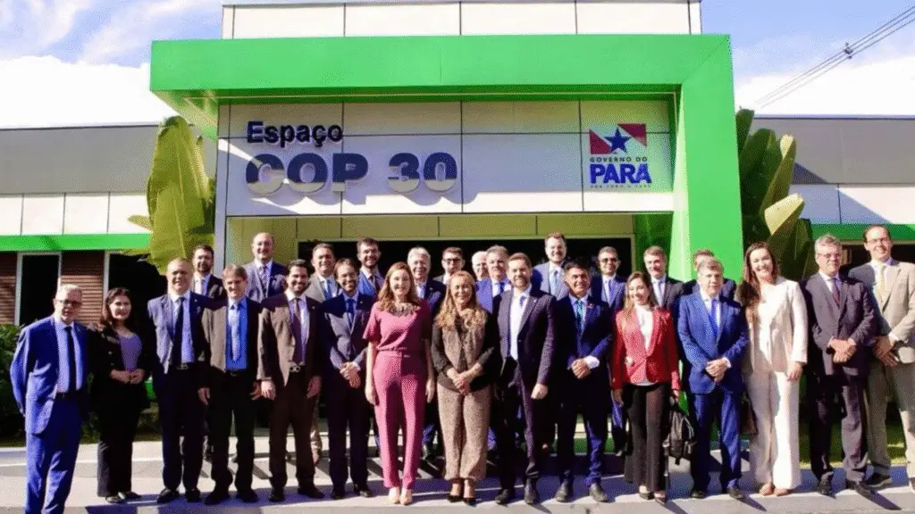 Mauro de Nadal propõe grupo nacional de assembleias para fortalecer participação na COP 30 2 Deputado Mauro de Nadal destaca oportunidades para Santa Catarina e defende políticas de compensação ambiental durante encontro em Belém