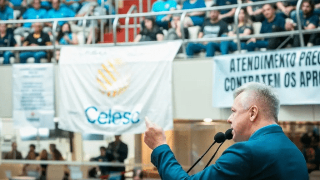 Alesc promove audiência pública em defesa das empresas públicas 2 Foco principal das discussões da Alesc, neste momento, são situações da Casan e da Celesc
