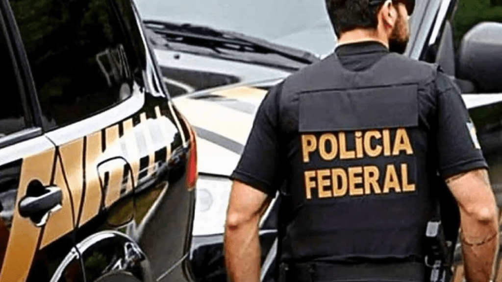 Nova PEC da Segurança busca padronizar dados e ampliar presença da PRF 3 Governo Federal apresenta à Câmara a PEC da Segurança Pública, que propõe integração entre União e estados, padronização de dados, ampliação das competências da PF e PRF e inclusão das guardas municipais como órgãos de segurança.