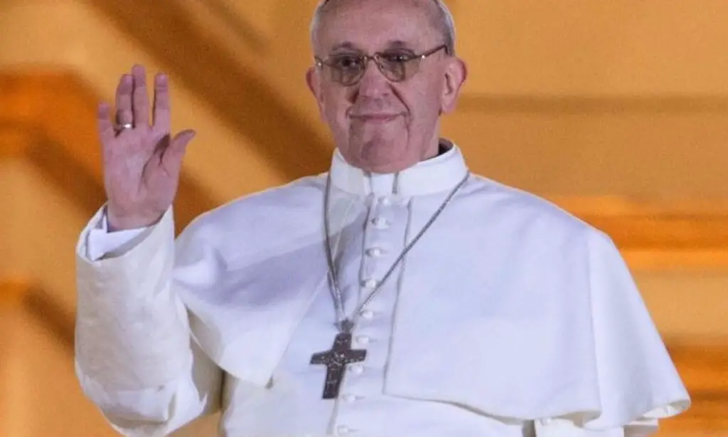 Veja o momento em que o Vaticano anuncia a morte do Papa Francisco - Vídeo 2 Papa morreu às 07h35 desta segunda-feira; pelo horário local (02h35 pelo horário de Brasília), segundo o Vaticano